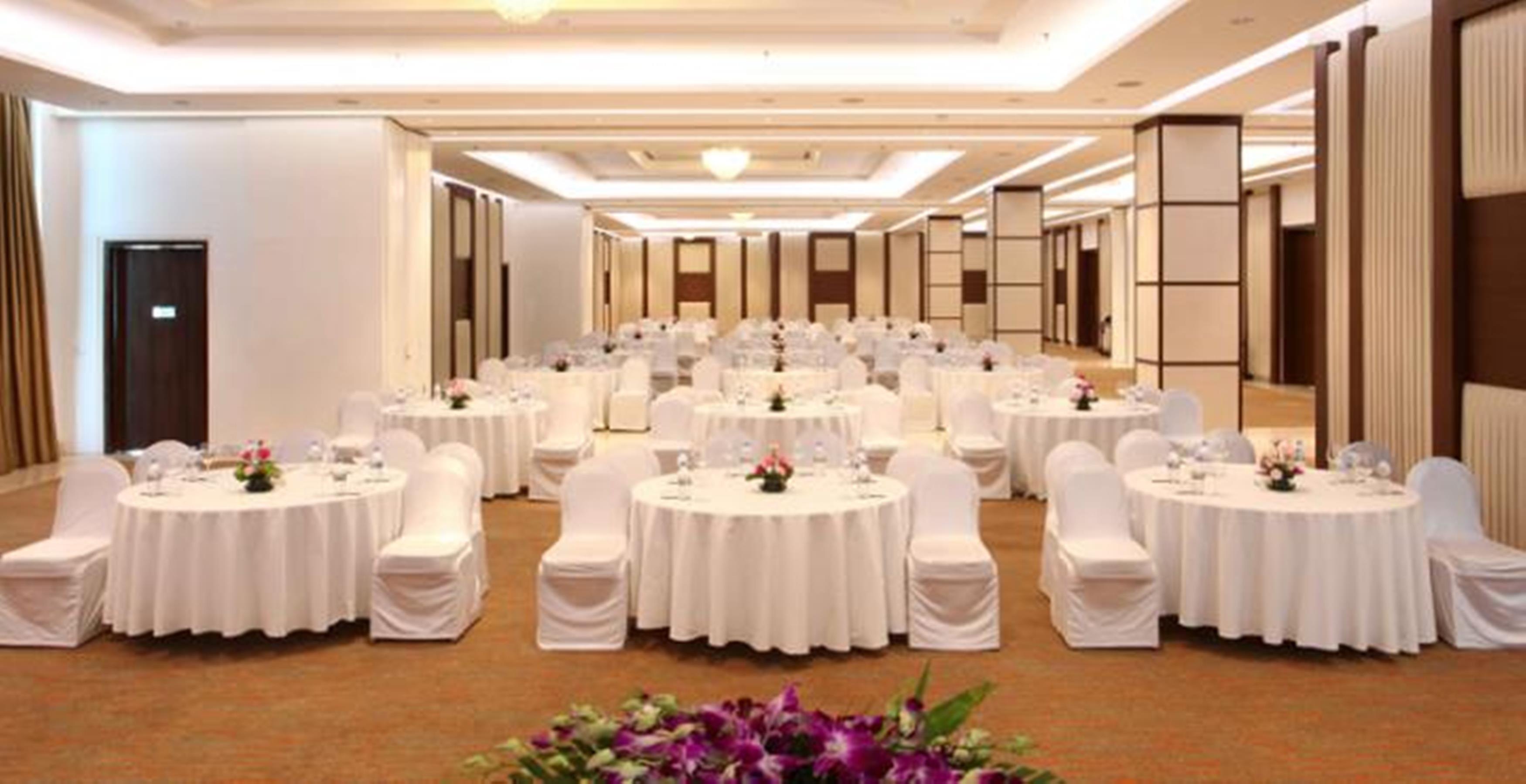 Welcomhotel By Itc Hotels, Dwarka, New Delhi Экстерьер фото The ballroom