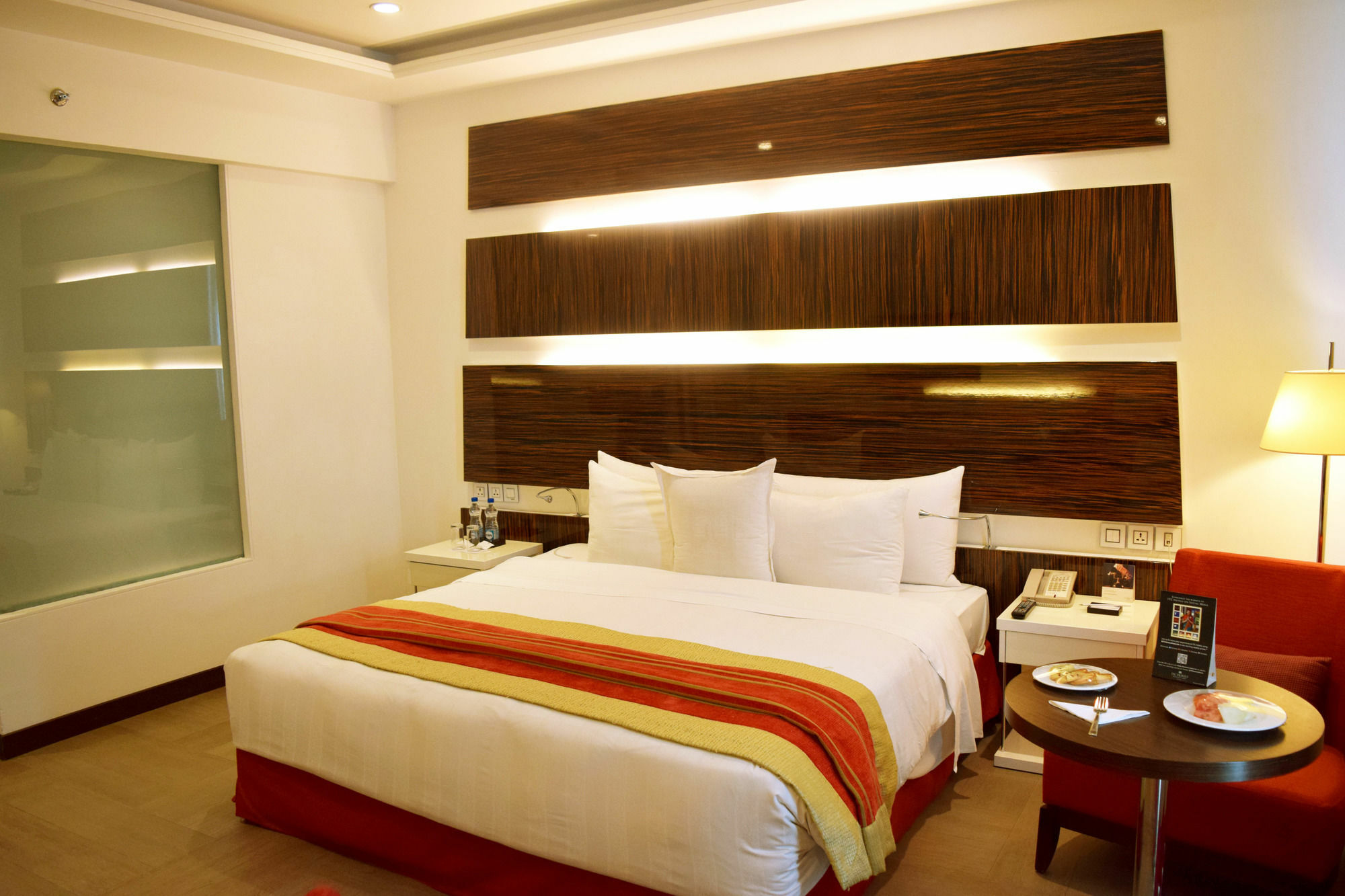 Welcomhotel By Itc Hotels, Dwarka, New Delhi Экстерьер фото A room at the Taj Bengal