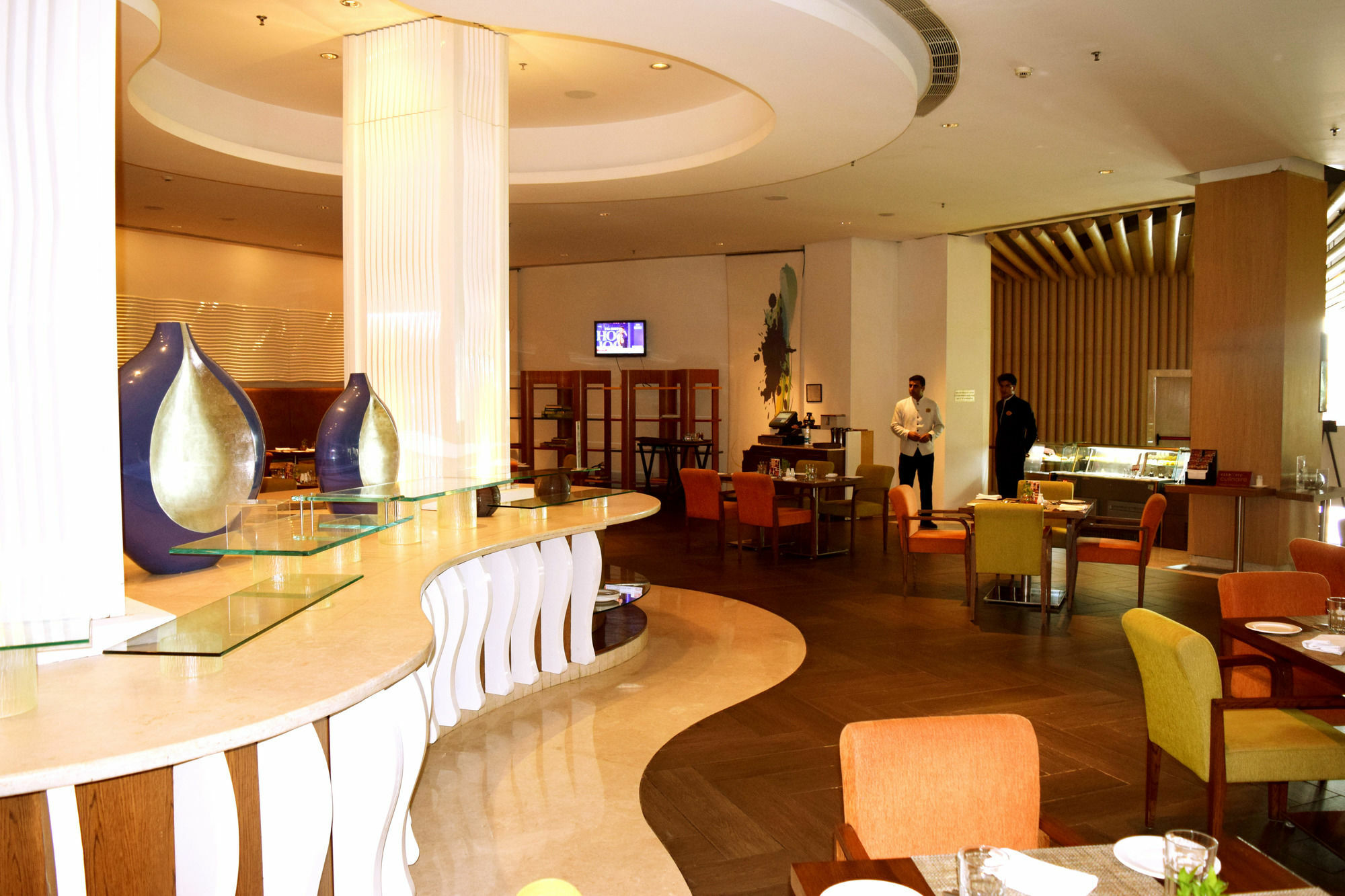 Welcomhotel By Itc Hotels, Dwarka, New Delhi Экстерьер фото The lobby lounge at the Taj Mahal Palace, Mumbai